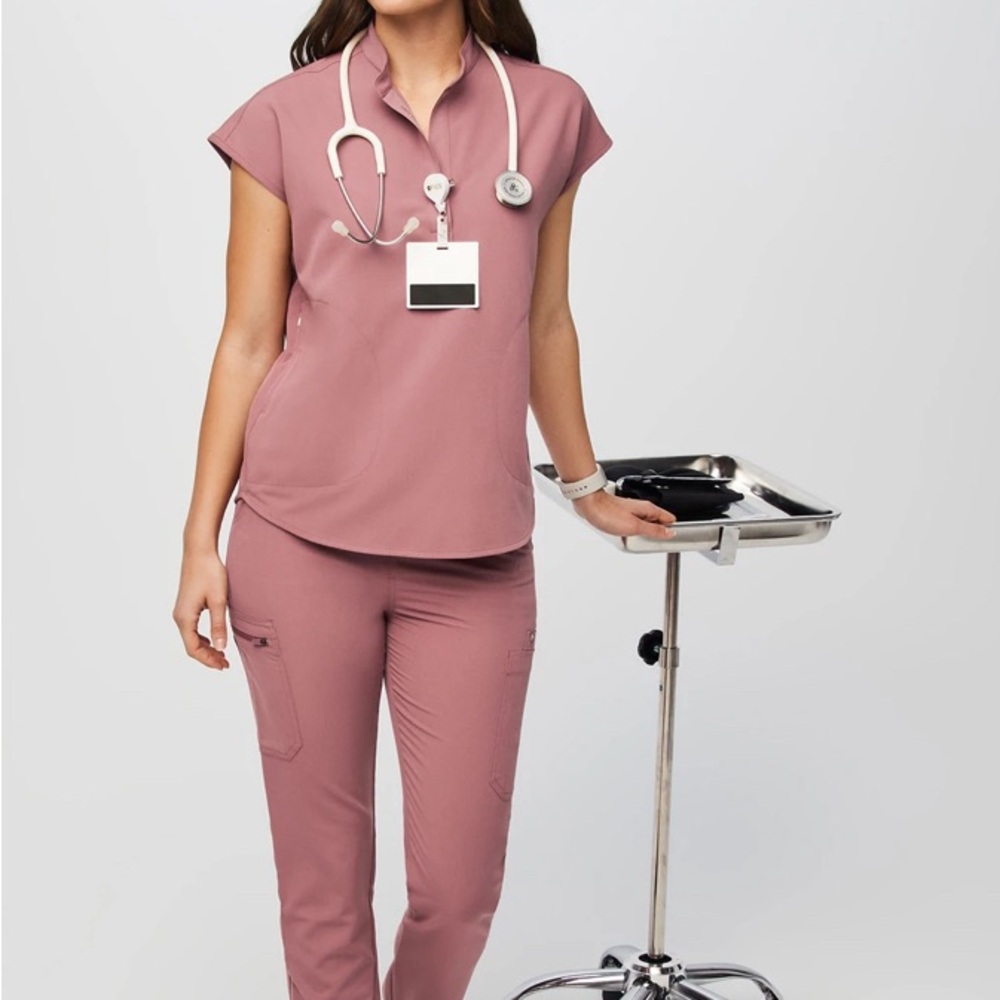 Figs mauve Pink Scrub Set XS